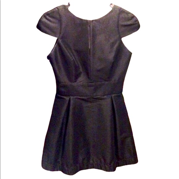 Dolce & Gabbana Dresses & Skirts - BLACK BACKLESS WONDER DRESS!